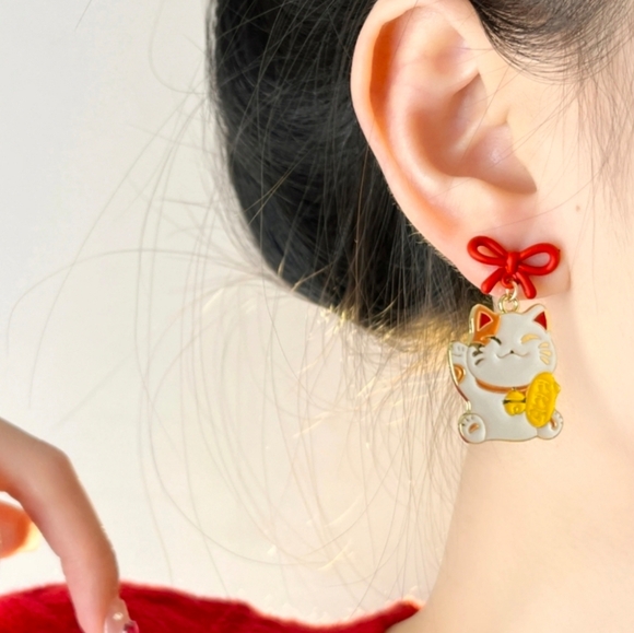 Fortune Cat & Fan Drop Earrings Lucky Chinese Gift - Picture 6 of 8